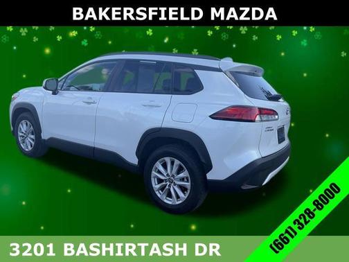 2024 Toyota Corolla Cross LE