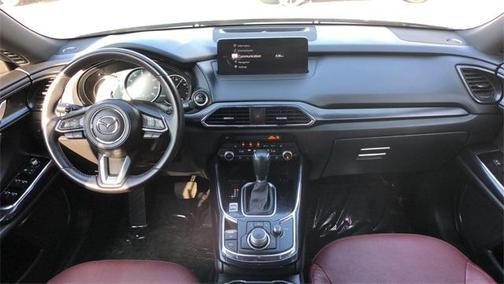Photo 2 of 32 of 2021 Mazda CX-9 Carbon Edition