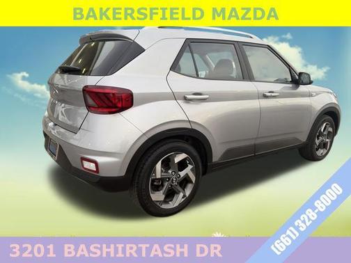 Shimmering Silver 2025 Hyundai VENUE SEL