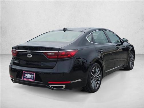 Aurora Black 2018 Kia Cadenza Premium