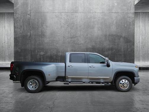 2025 Chevrolet Silverado 3500 High Country