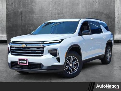 2025 Chevrolet Traverse LT