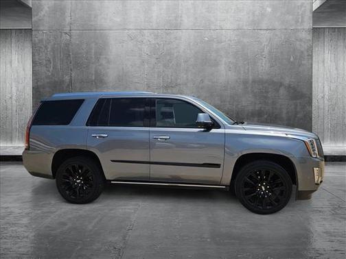 2020 Cadillac Escalade Premium Luxury