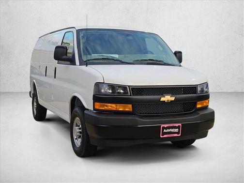 Summit White 2026 Chevrolet Express 2500 2500 Regular Wheelbase, WT, RWD