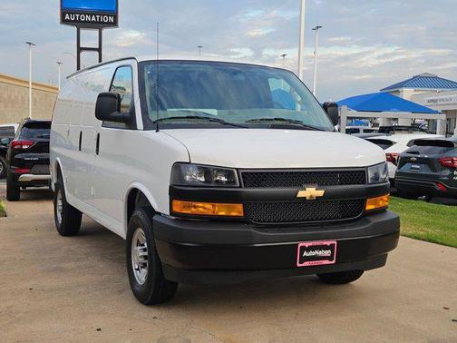 2026 Chevrolet Express 2500 2500 Regular Wheelbase, WT, RWD