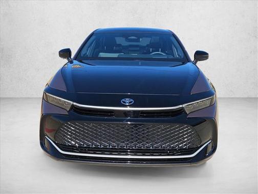 2025 Toyota Crown Platinum