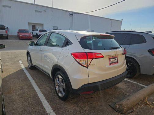 2021 Honda HR-V LX