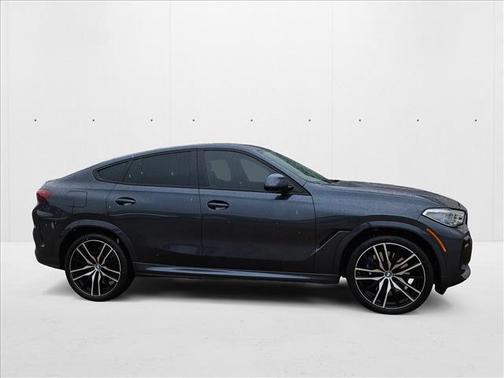 2022 BMW X6 M50i