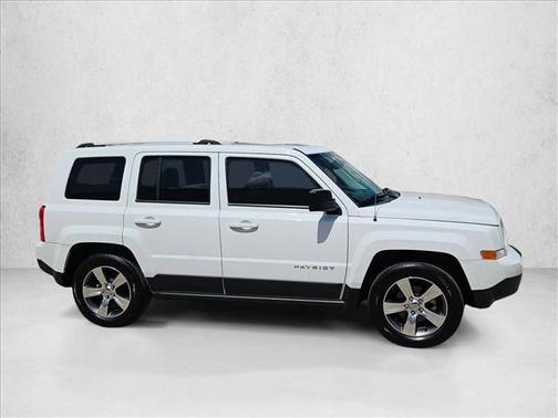 Bright White Clearcoat 2016 Jeep Patriot High Altitude
