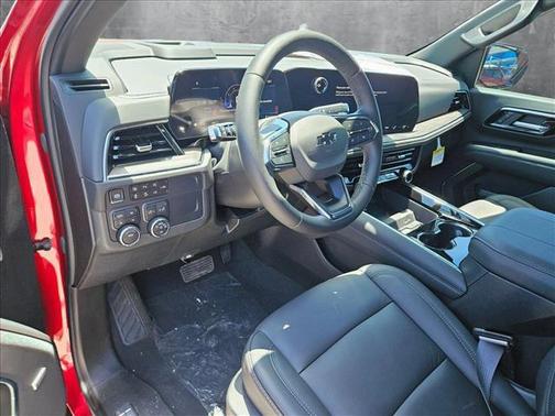 2025 Chevrolet Suburban 4WD Z71