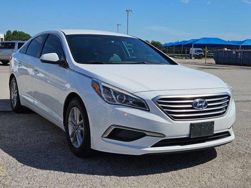 2017 Hyundai SONATA Base