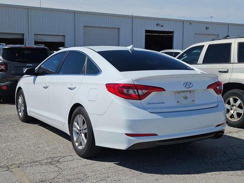 2017 Hyundai SONATA Base