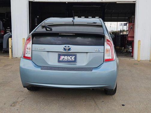 2013 Toyota Prius Two