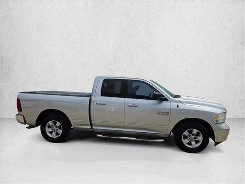 Bright Silver Metallic Clearcoat 2016 RAM 1500 SLT
