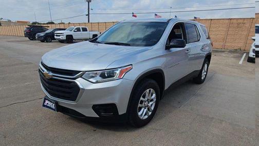 Silver Ice Metallic 2019 Chevrolet Traverse LS