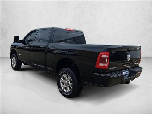 Diamond Black Crystal Pearlcoat 2024 RAM 2500 Laramie Crew Cab 4x4 6'4' Box