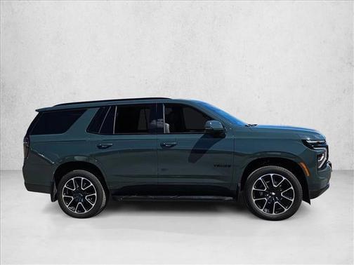 2025 Chevrolet Tahoe 4WD RST