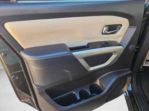 2019 Nissan Titan SL