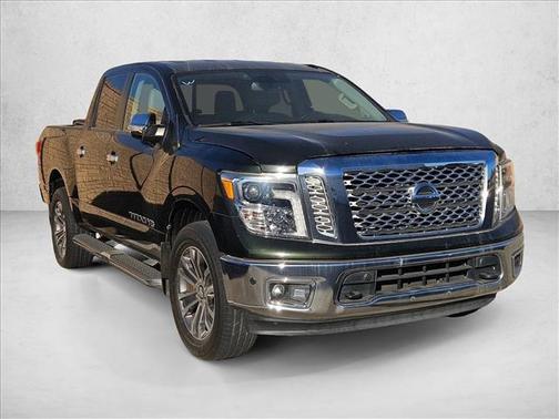 2019 Nissan Titan SL