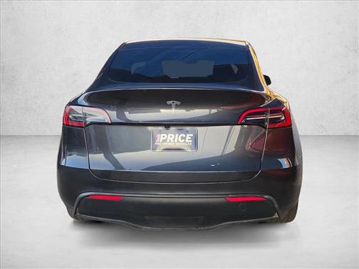 2025 Tesla Model Y Long Range Dual Motor Rear-Wheel Drive