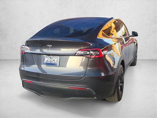 2025 Tesla Model Y Long Range Dual Motor Rear-Wheel Drive