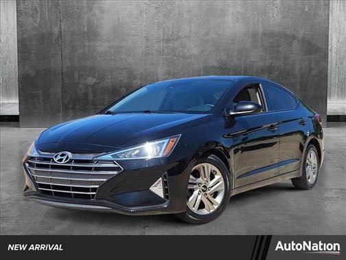 2020 Hyundai ELANTRA SE