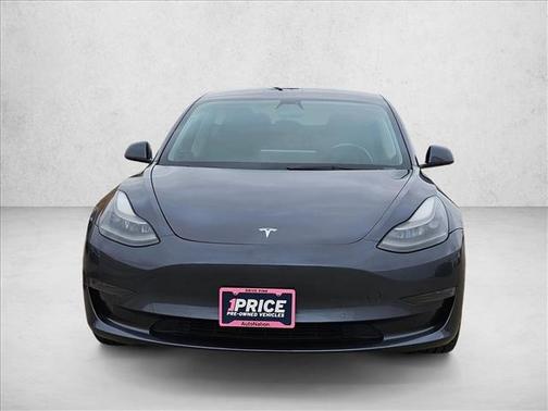 2022 Tesla Model 3 Standard Range