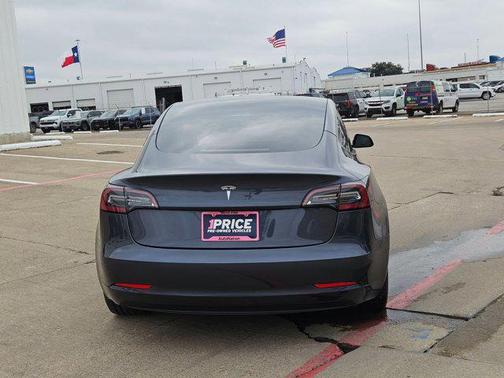 2022 Tesla Model 3 Standard Range