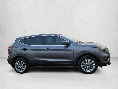 2022 Nissan Rogue Sport S