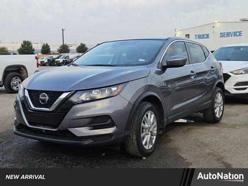 2022 Nissan Rogue Sport S