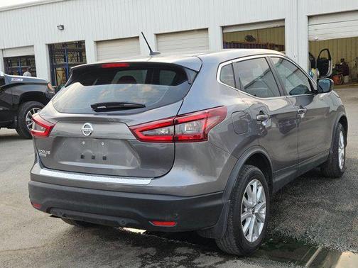 2022 Nissan Rogue Sport S