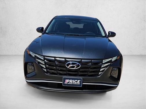 Dark Gray Metallic 2024 Hyundai TUCSON SE