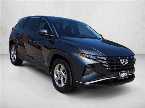 Dark Gray Metallic 2024 Hyundai TUCSON SE