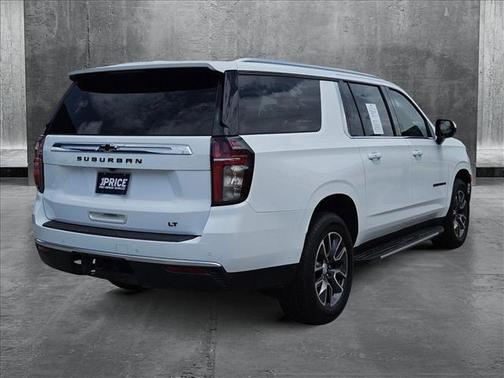 2021 Chevrolet Suburban LT