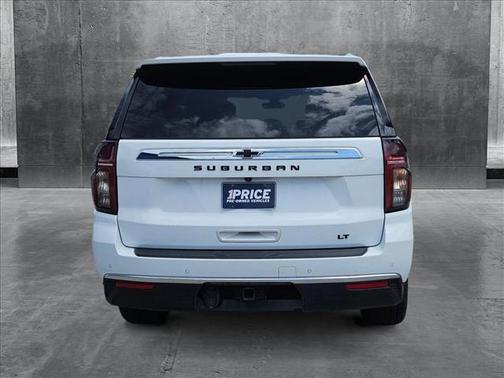 2021 Chevrolet Suburban LT
