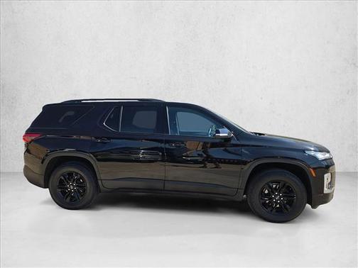Mosaic Black Metallic 2023 Chevrolet Traverse LT Cloth
