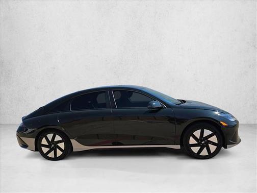 2023 Hyundai IONIQ 6 SE Standard Range