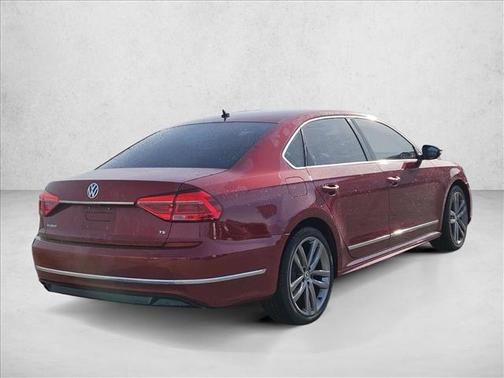 2016 Volkswagen Passat 1.8T R-Line