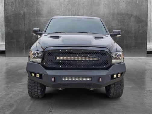 2017 RAM 1500 Night Crew Cab 4x4 5'7' Box