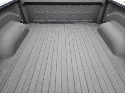 2017 RAM 1500 Night Crew Cab 4x4 5'7' Box