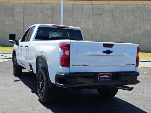2025 Chevrolet Silverado 2500 Custom