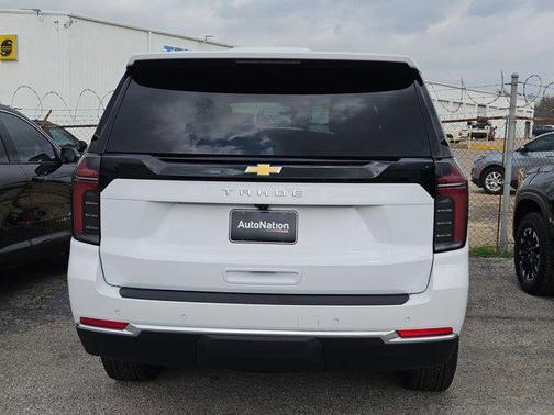 2026 Chevrolet Tahoe LS