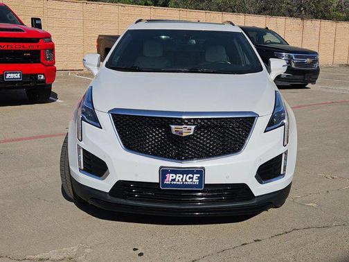 Crystal White Tricoat 2020 Cadillac XT5 Sport