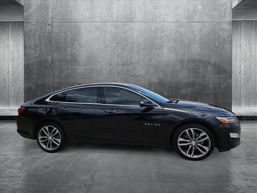 2022 Chevrolet Malibu FWD Premier