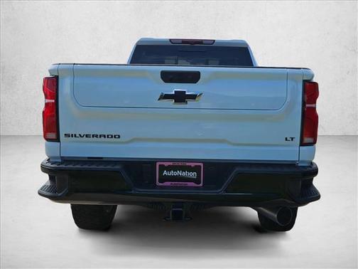 Summit White 2026 Chevrolet Silverado 2500 LT