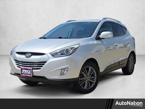 Diamond Silver 2014 Hyundai TUCSON SE