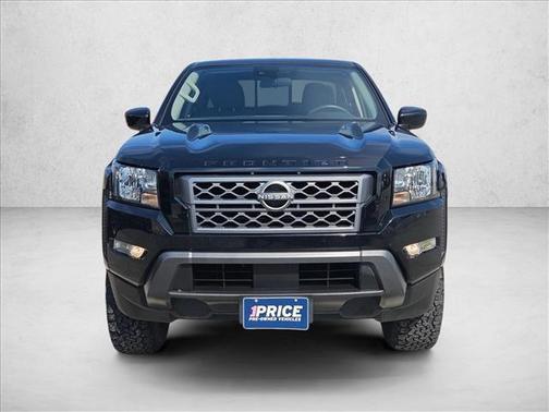 Super Black 2022 Nissan Frontier SV