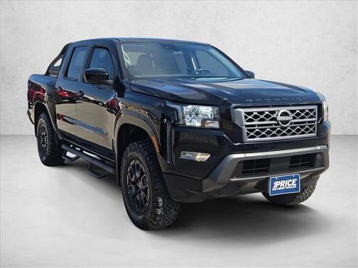 Super Black 2022 Nissan Frontier SV