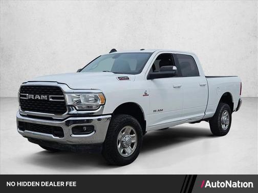 Bright White Clearcoat 2022 RAM 2500 Big Horn Crew Cab 4x4 6'4' Box