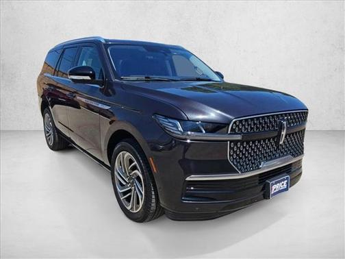 Gray 2025 Lincoln Navigator Reserve